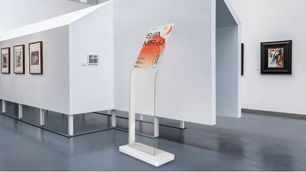 OLED立式查詢一體機：以柔性科技重塑數字營銷新體驗